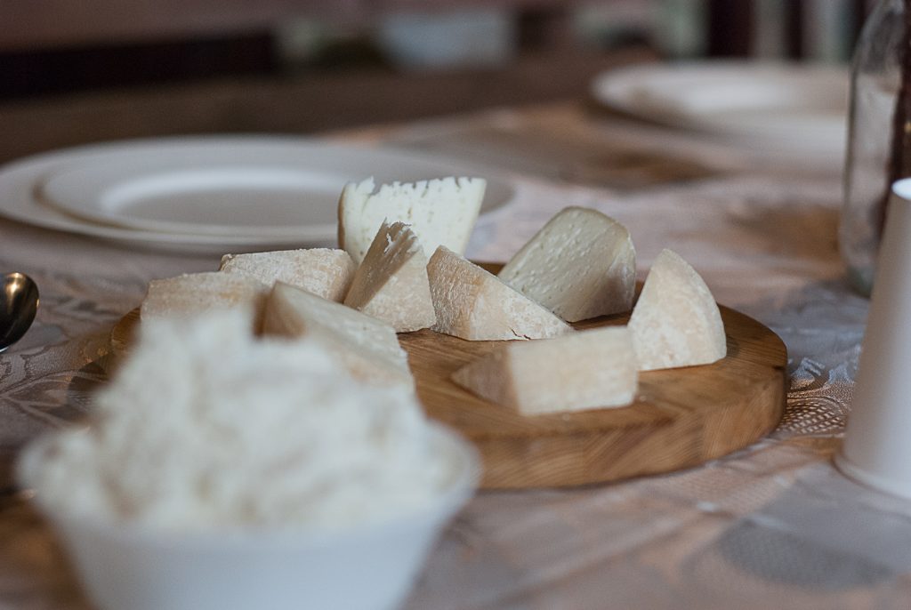 Escursione someggiata e degustazione prosciutto e formaggio di Bassiano