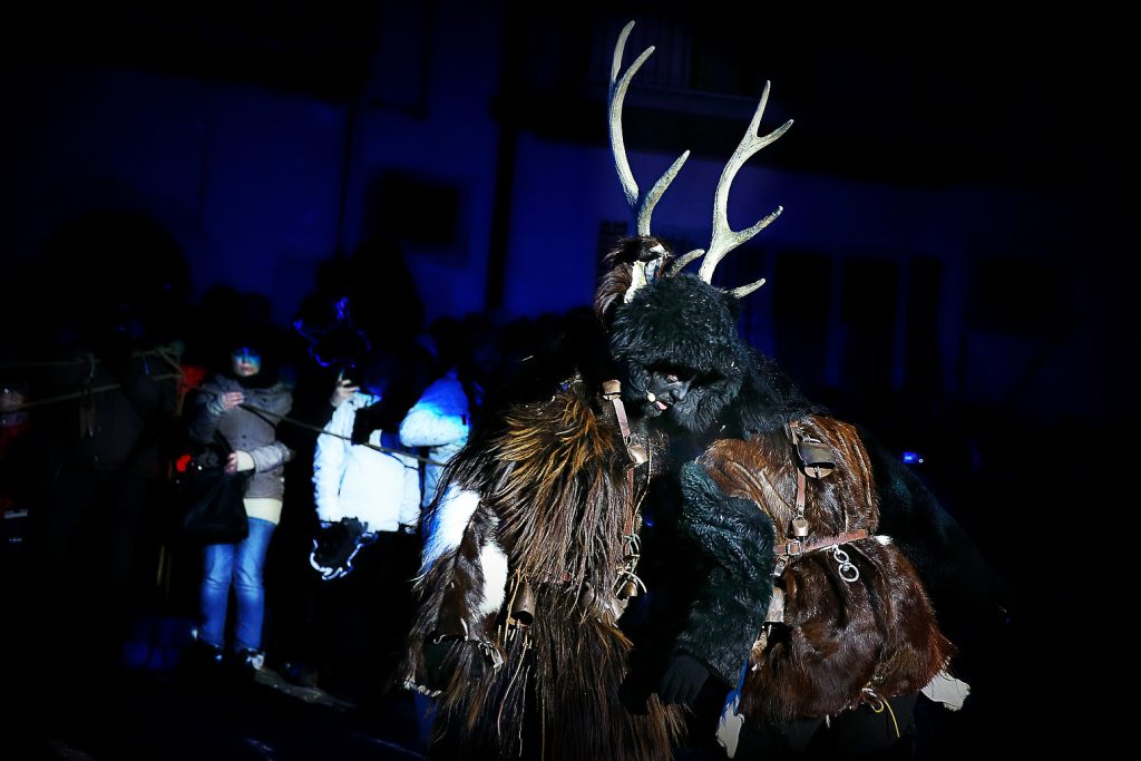 Escursione in Molise nella festa del carnevale dell'Uomo Cervo