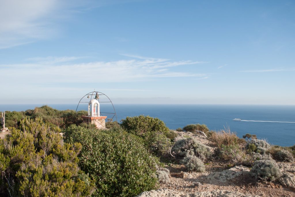 trekking ponza e isole pontine